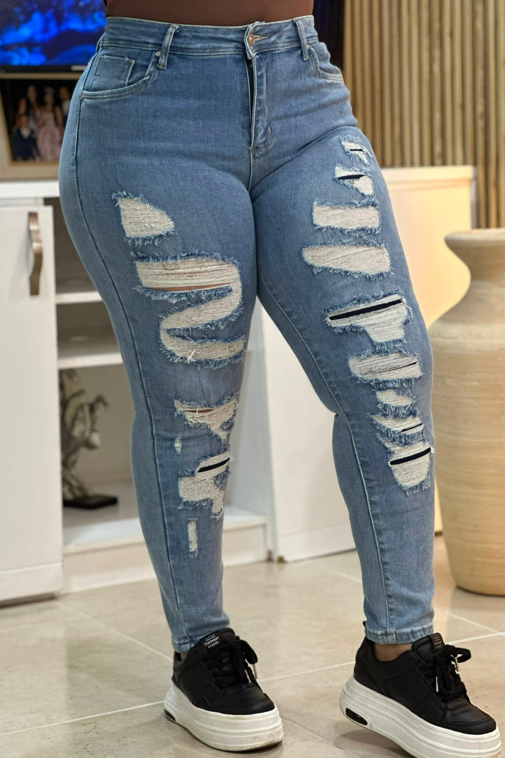 Jeans Skinny Claro Rotos- Tela Strech