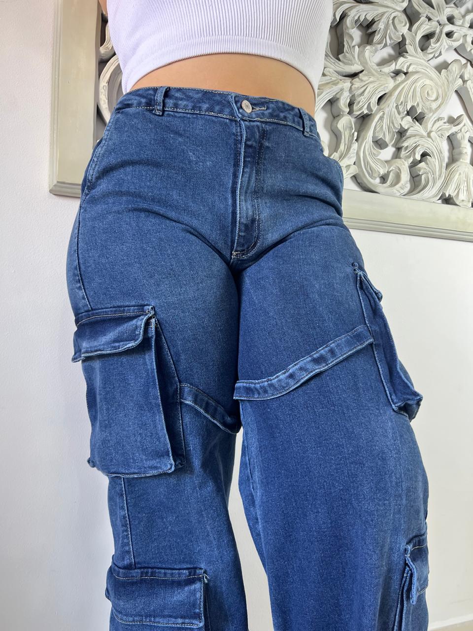 JEANS CARGO BOTA ANCHA TIRAS