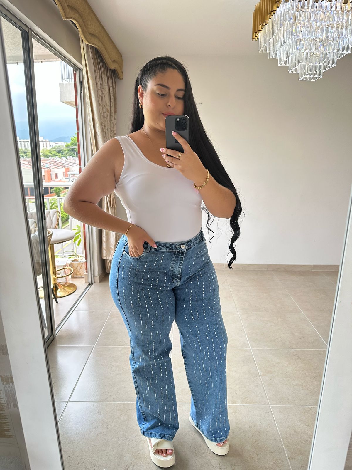 Jeans bota recta Piedreria - Tela Strech