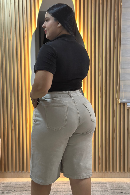 Bermuda Larga Beige - Tela Strech