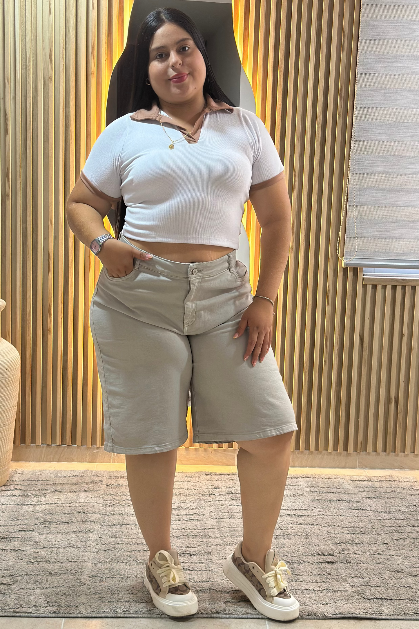 Bermuda Larga Beige - Tela Strech