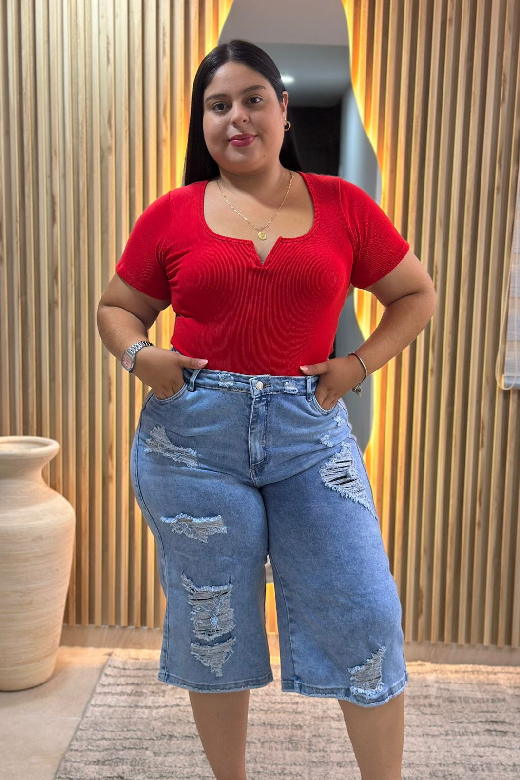 Bermuda Wide Leg  Rotos - Tela Strech