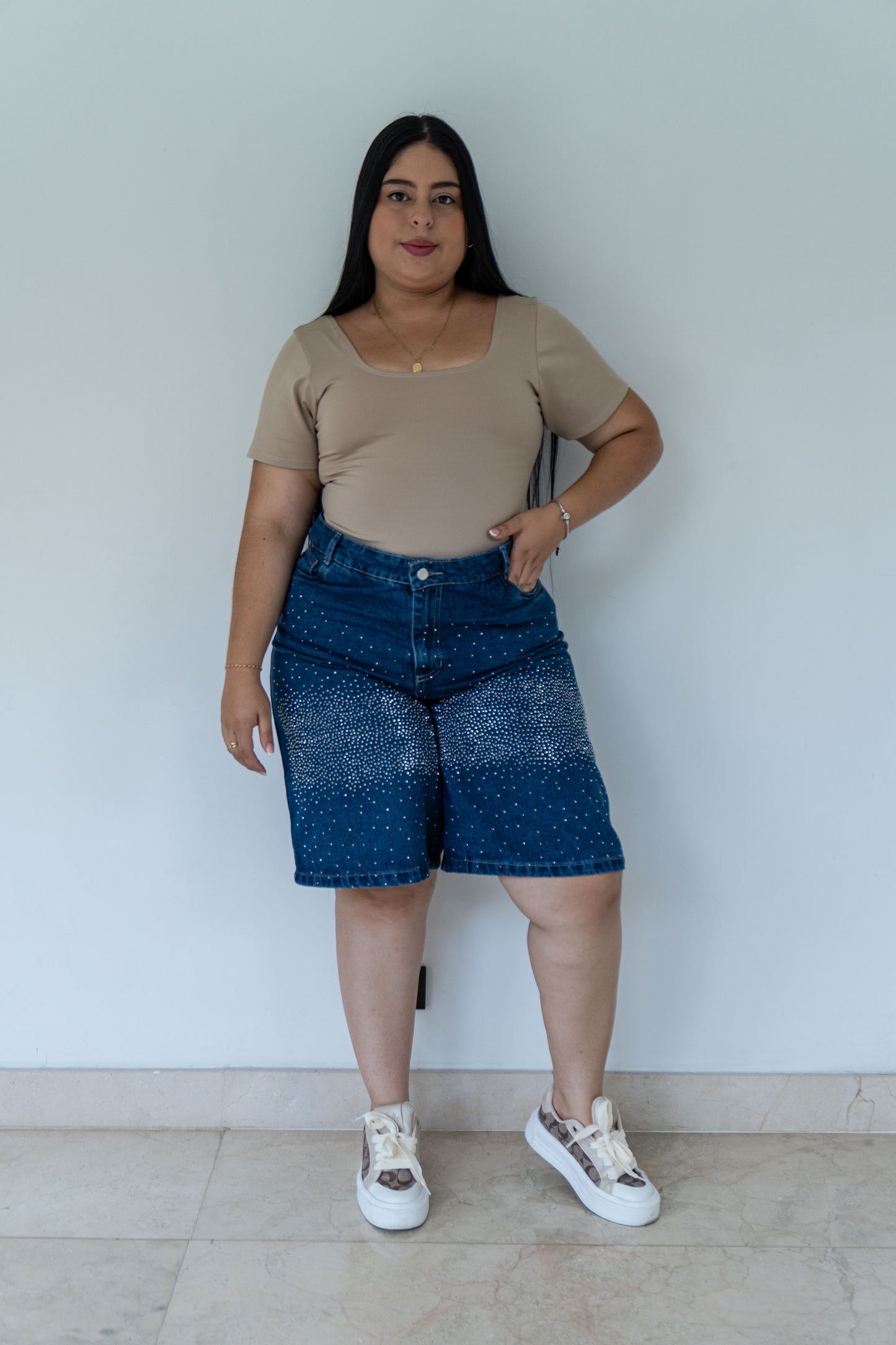 Bermuda Tela Rigida - Brillos