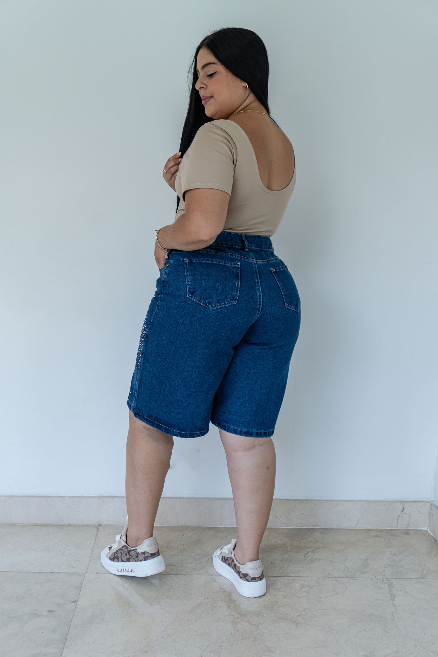 Bermuda Tela Rigida - Brillos