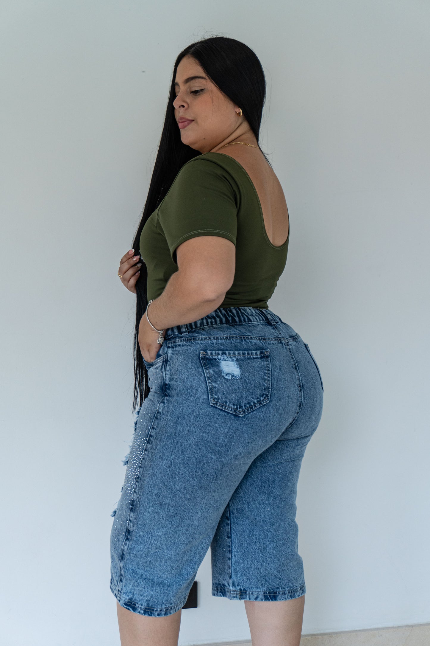 Bermuda larga Tela Rigida - Brillos bota