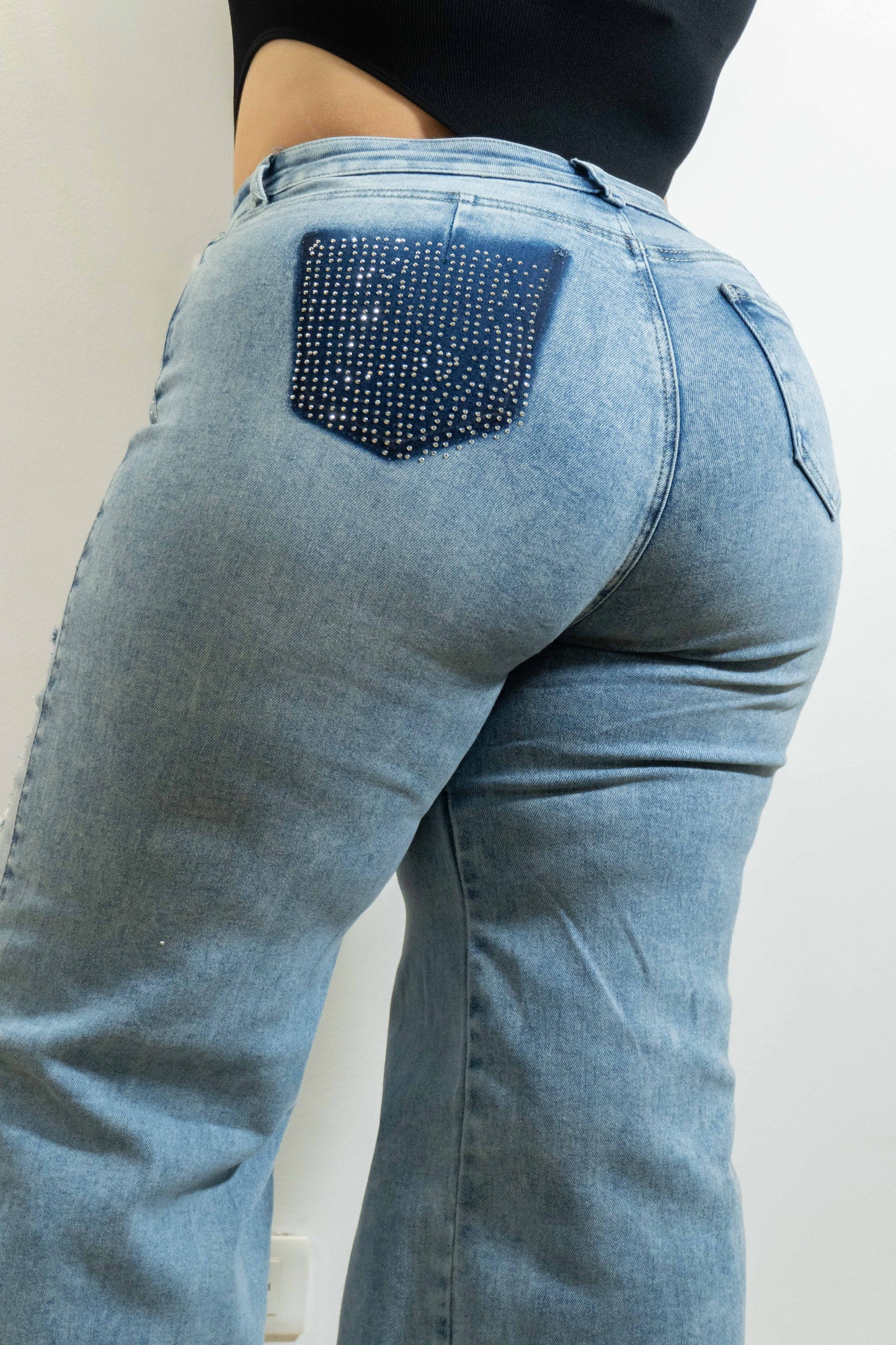 Wide Leg Brillos Europeo - Tela Strech Premiún