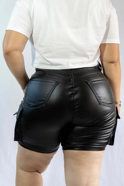 Short Cuero - Tela Strech