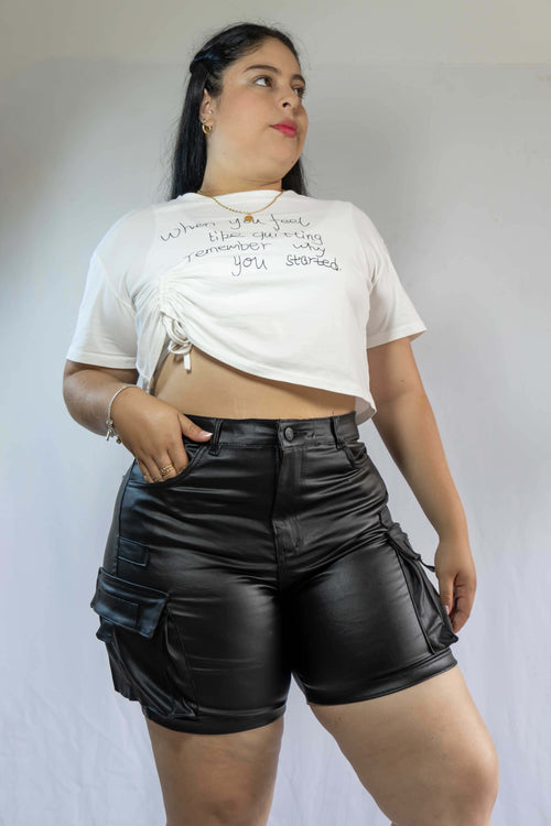 Short Cuero - Tela Strech