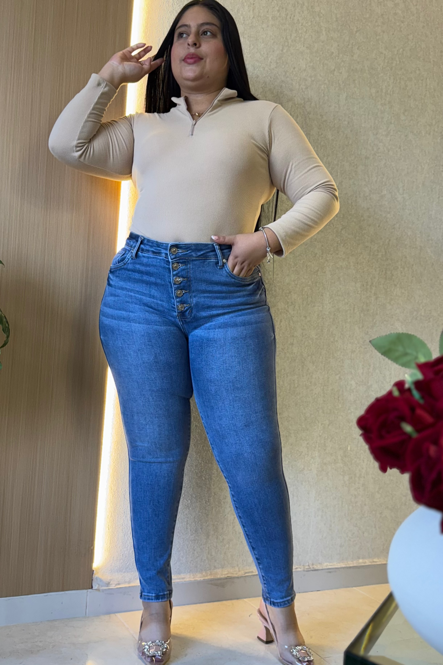 Jeans Skinny Botones- Tela Strech