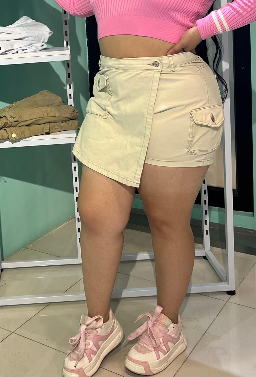 FALDA SHORT CARGO BEIGE REF: 9671