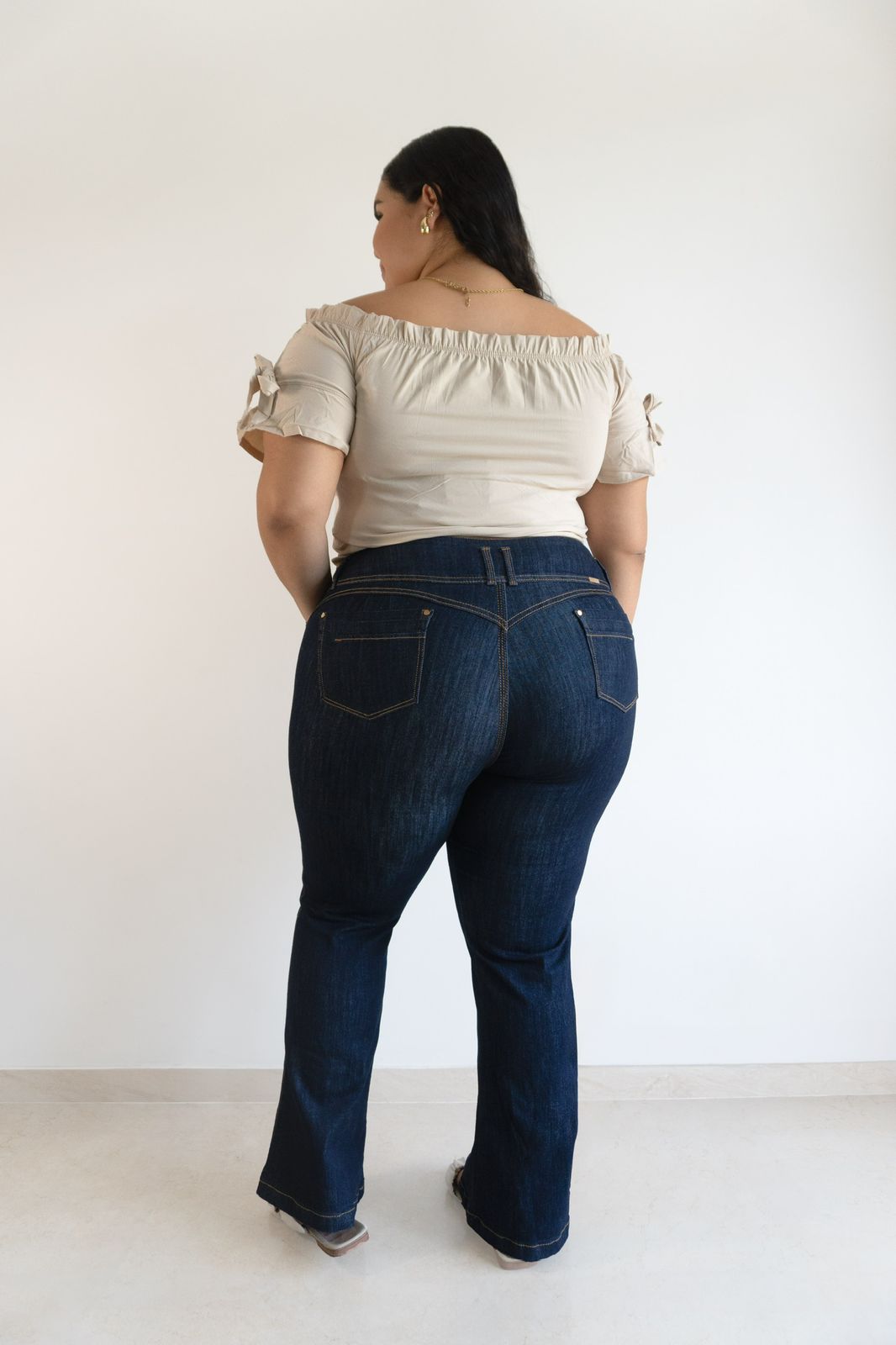Jeans Bota Ancha - Tela Strech