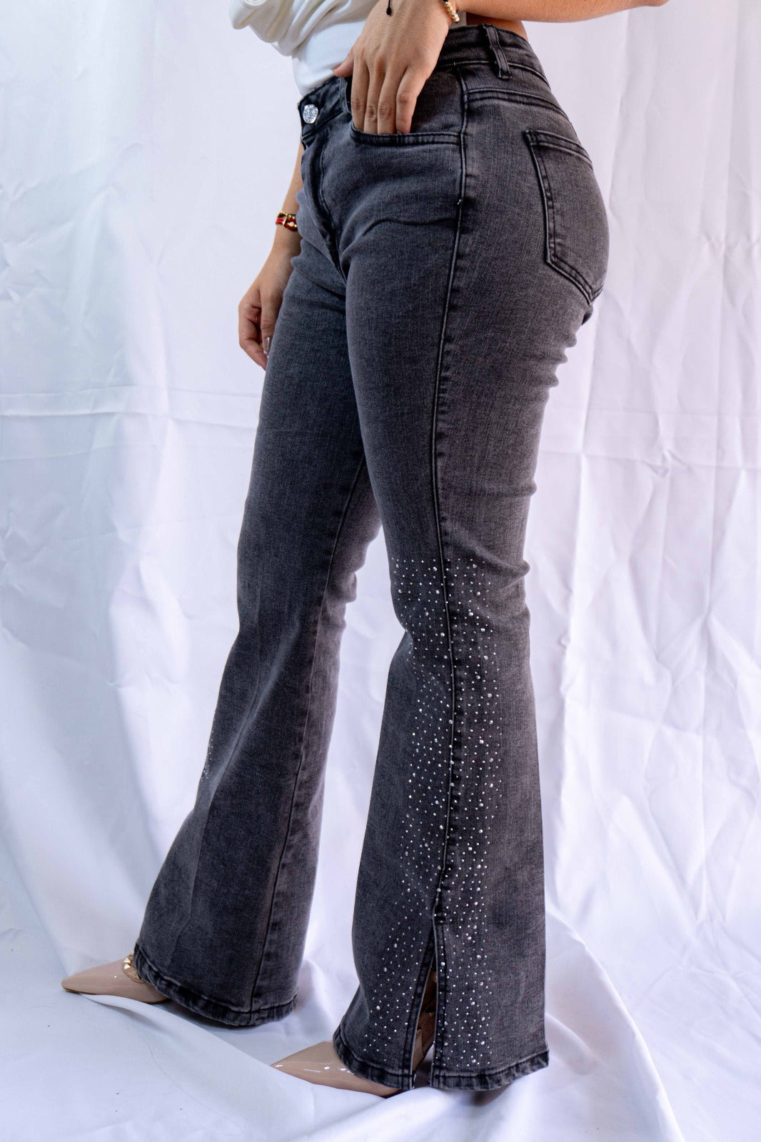 Jeans Bota Ancha Gris Brillos