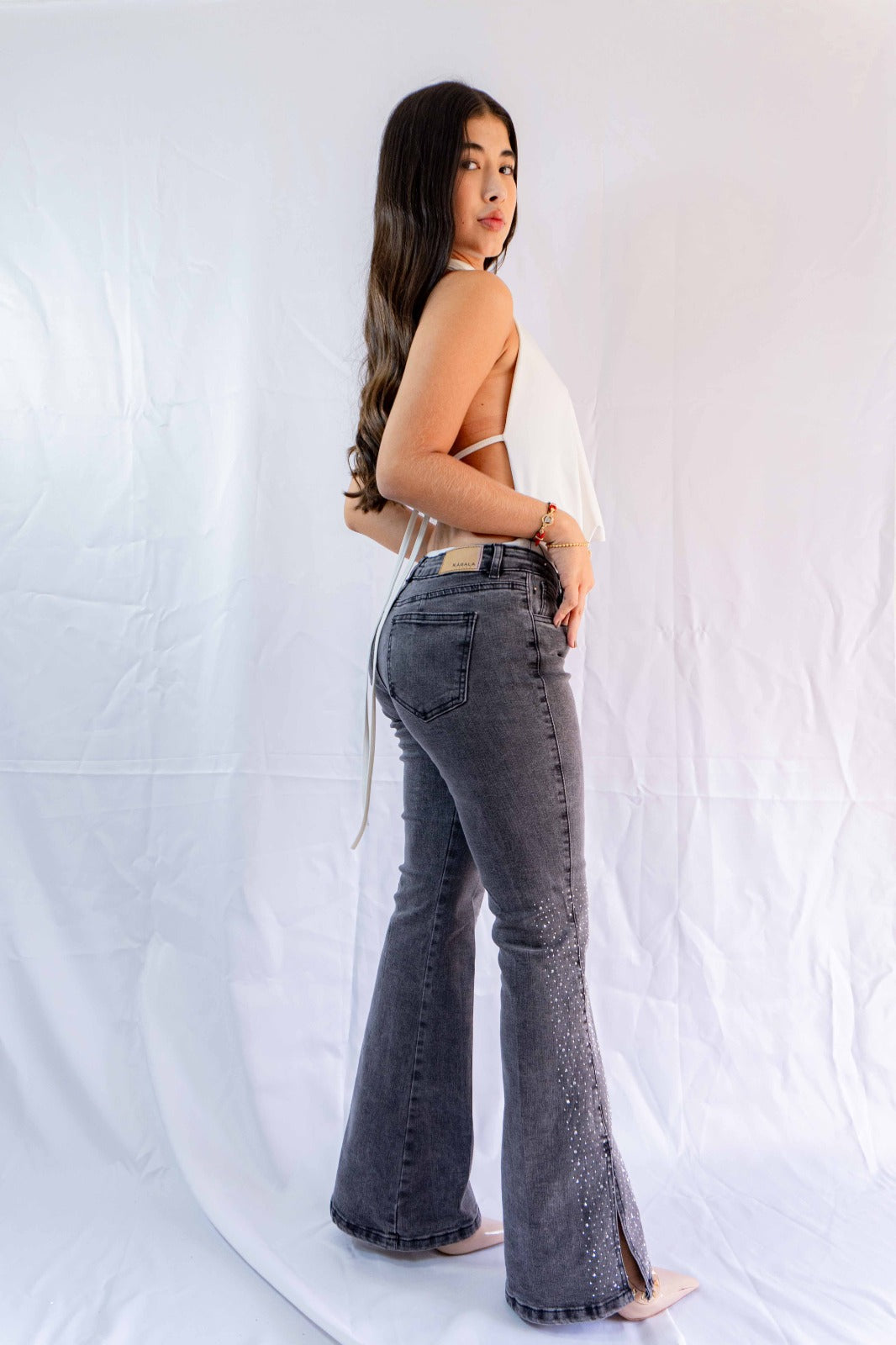 Jeans Bota Ancha Gris Brillos